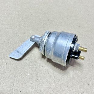 Замок запалювання ВК-317 (МТЗ, ЮМЗ-6) вимикач малий (2 контакти) прапорець ВК-317 BК-317 фото